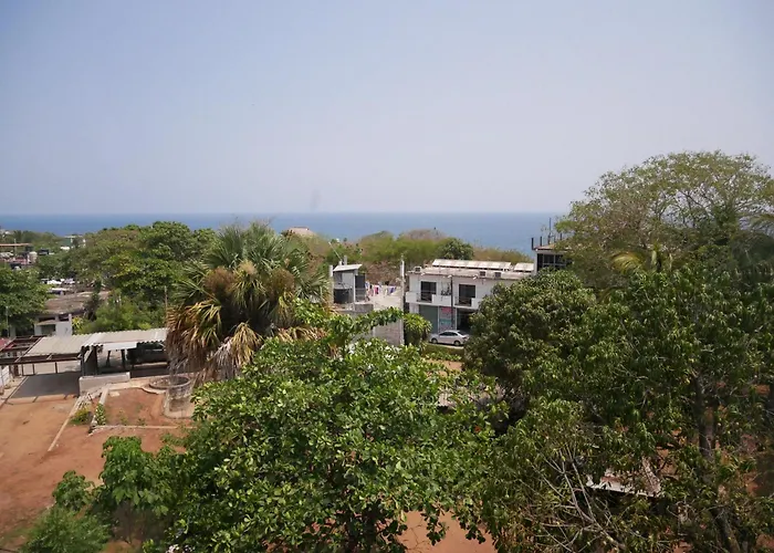 Madre Tierra Puerto Escondido