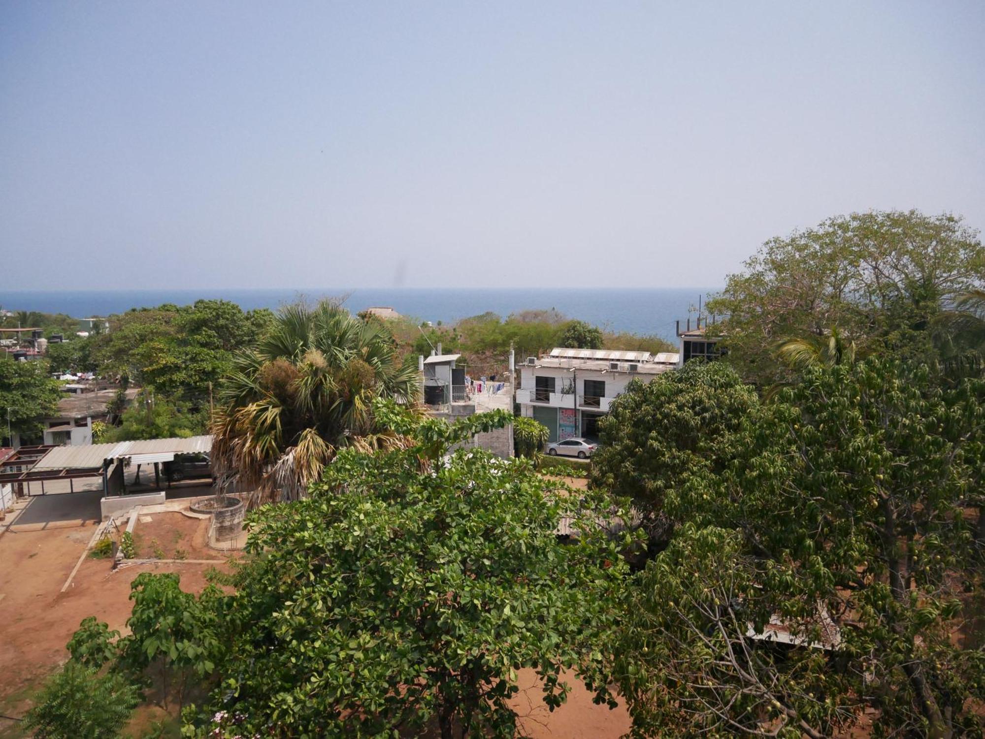 Madre Tierra Puerto Escondido