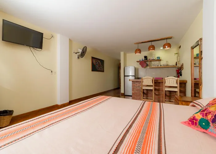 Madre Tierra Hotel & Coworking